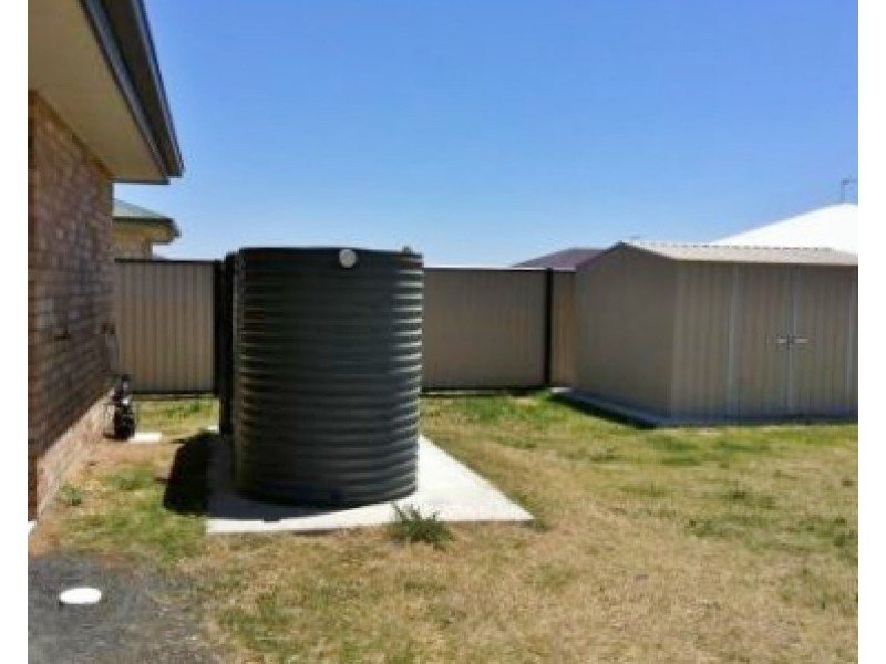 63 Diggers Drive, Dalby QLD 4405