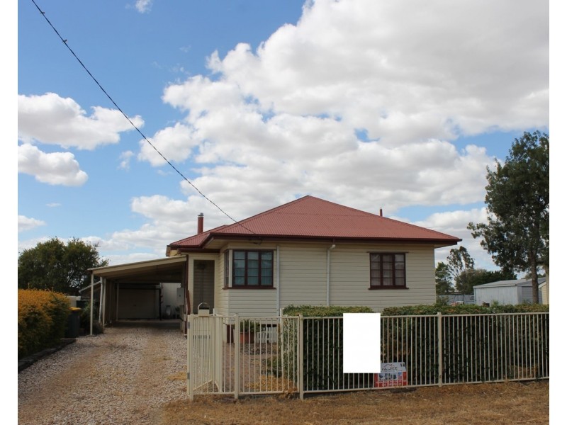 11 ETTY STREET, Dalby QLD 4405