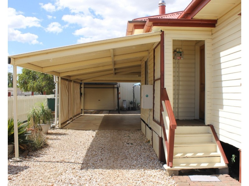 11 ETTY STREET, Dalby QLD 4405