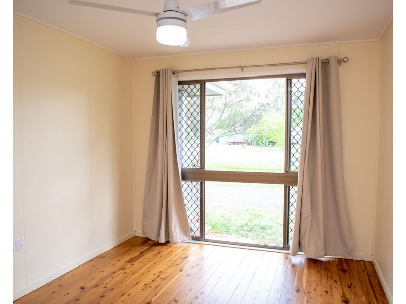 103 Charles St, Dalby QLD 4405