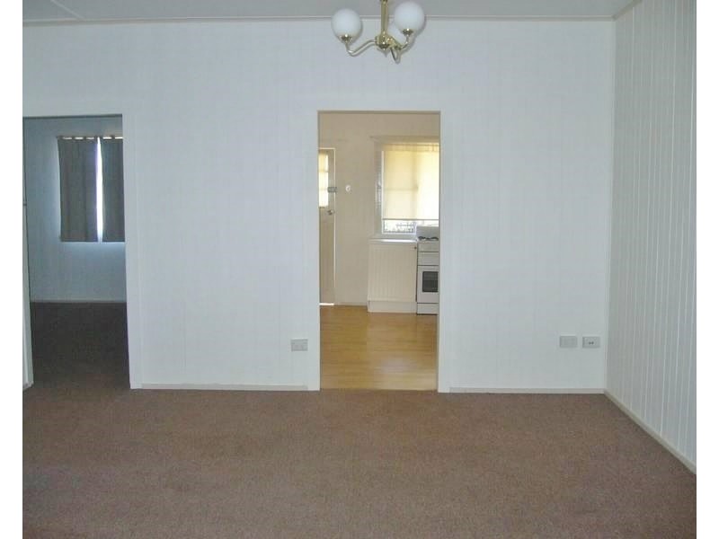 54 Orpen Street, Dalby QLD 4405