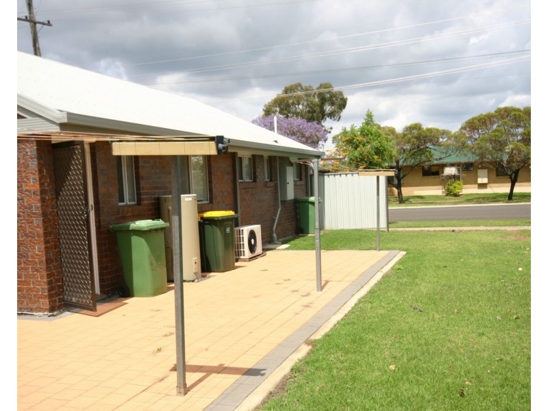 3/35 BUNYA STREET, Dalby QLD 4405
