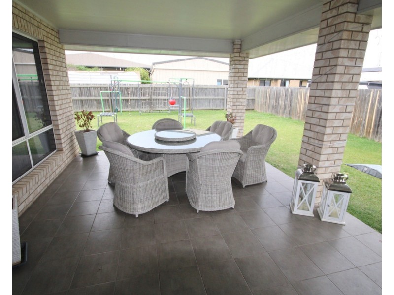 6 Trentwood Parade, Dalby QLD 4405