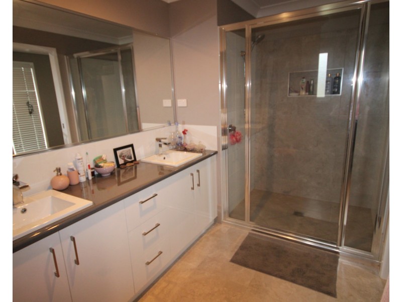 14 Argyle Ct, Dalby QLD 4405