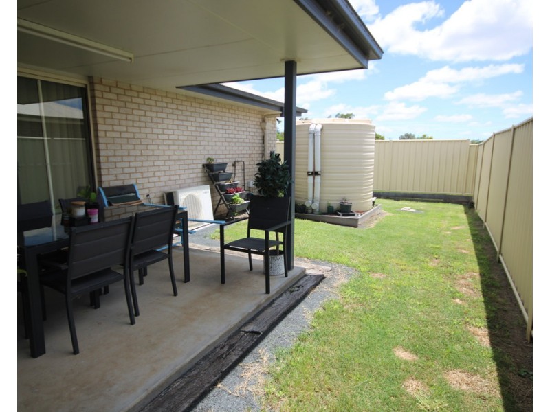 8 Dakota Place, Dalby QLD 4405