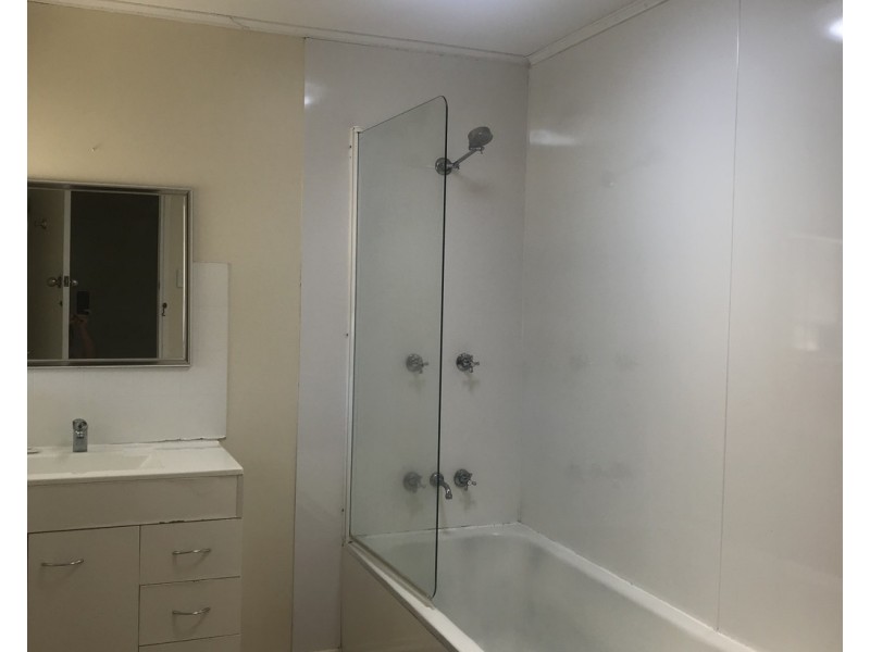 12 Horace Street, Dalby QLD 4405