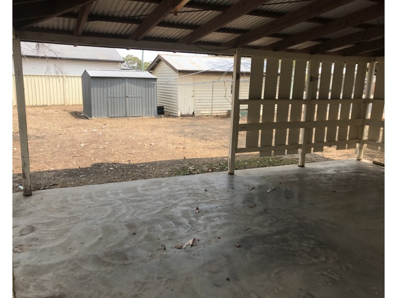 2 Garrow St, Dalby QLD 4405