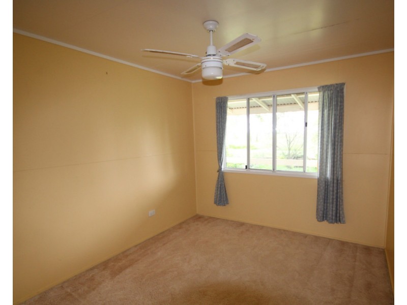 18481 Warrego Highway, Dalby QLD 4405