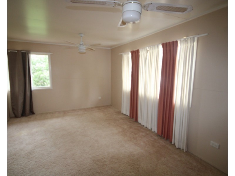18481 Warrego Highway, Dalby QLD 4405