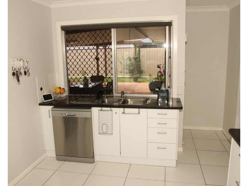 12 Coutts St, Dalby QLD 4405