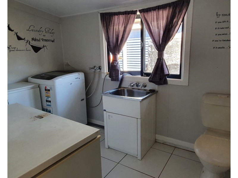 12 Coutts St, Dalby QLD 4405