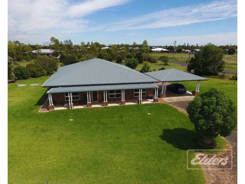 92 Southern Cross Drive, Dalby QLD 4405