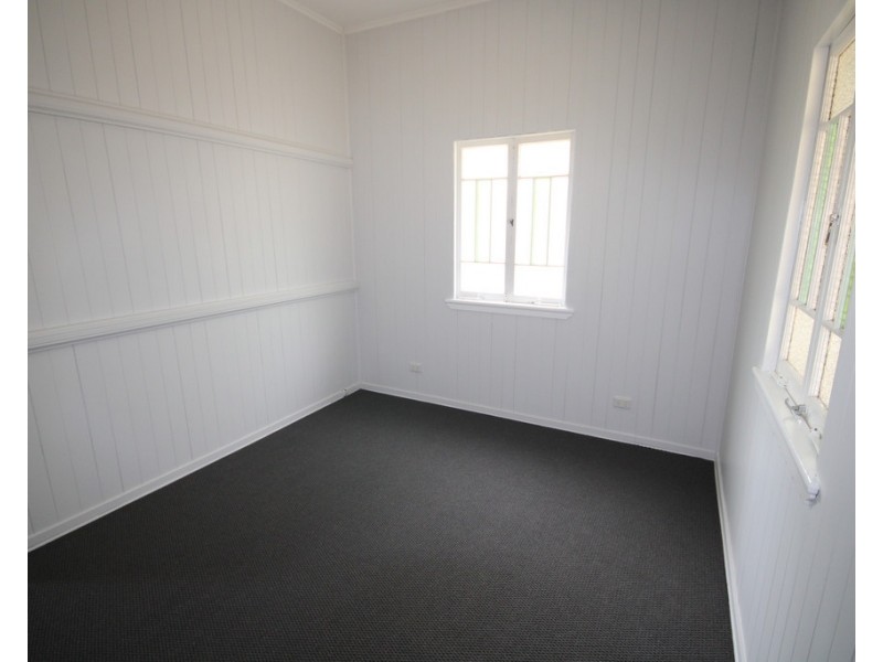 102 Condamine St, Dalby QLD 4405