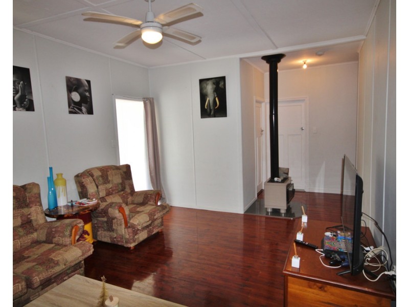 73 Moreton Street, Dalby QLD 4405