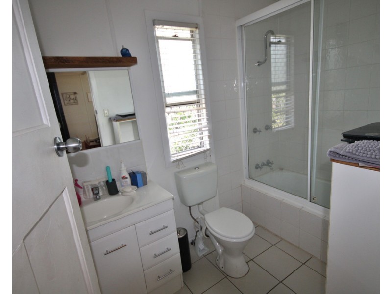 73 Moreton Street, Dalby QLD 4405