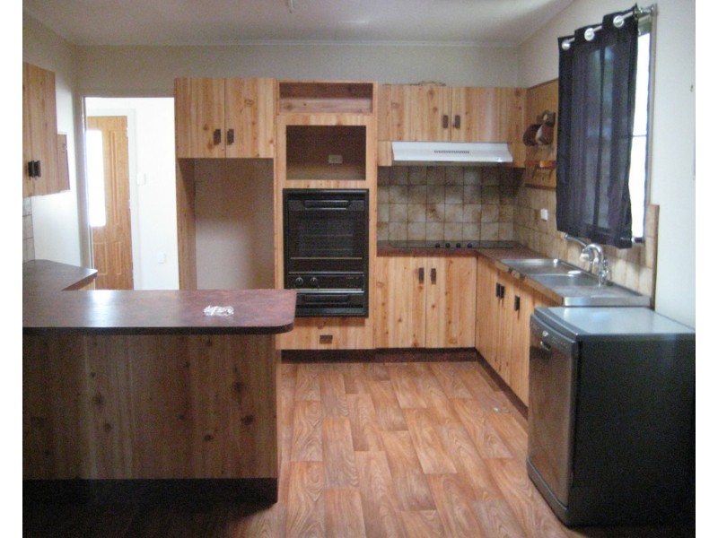 31 GARROW STREET, Dalby QLD 4405