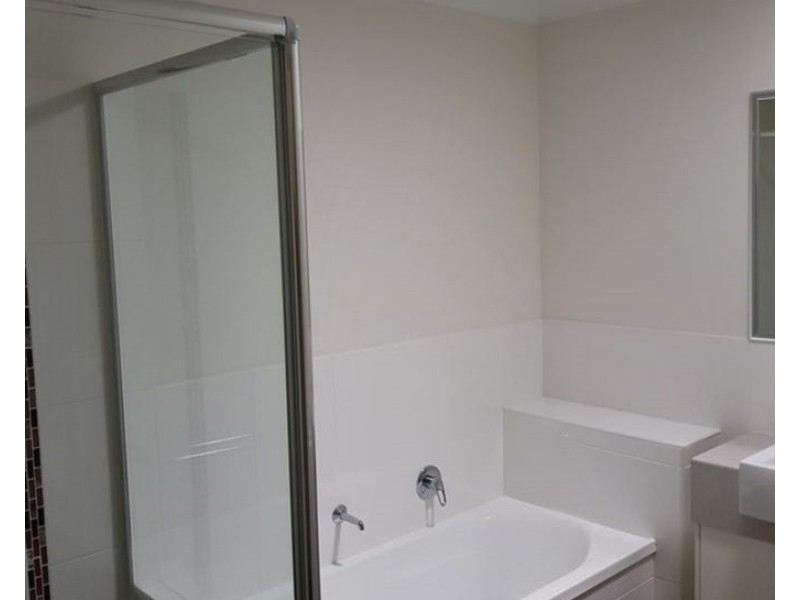 2/11 Alfred Street, Dalby QLD 4405