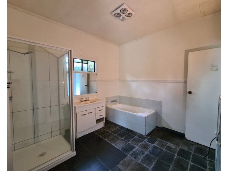 11 HORACE STREET, Dalby QLD 4405