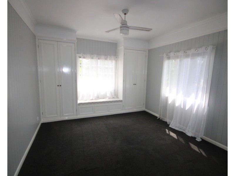 14 Beck Street, Dalby QLD 4405