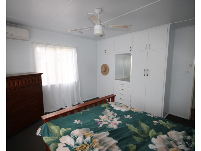 17 Swan Street, Dalby QLD 4405