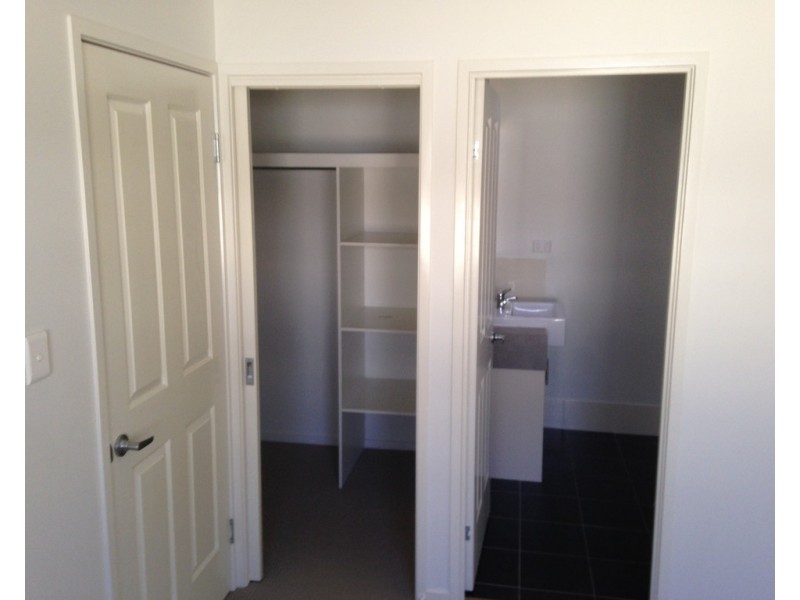 1/15 ALFRED STREET, Dalby QLD 4405