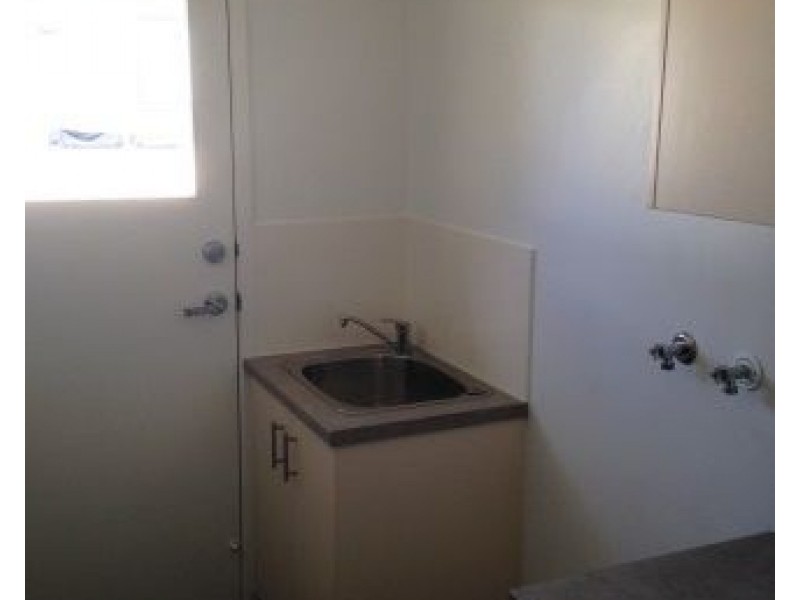 1/15 ALFRED STREET, Dalby QLD 4405