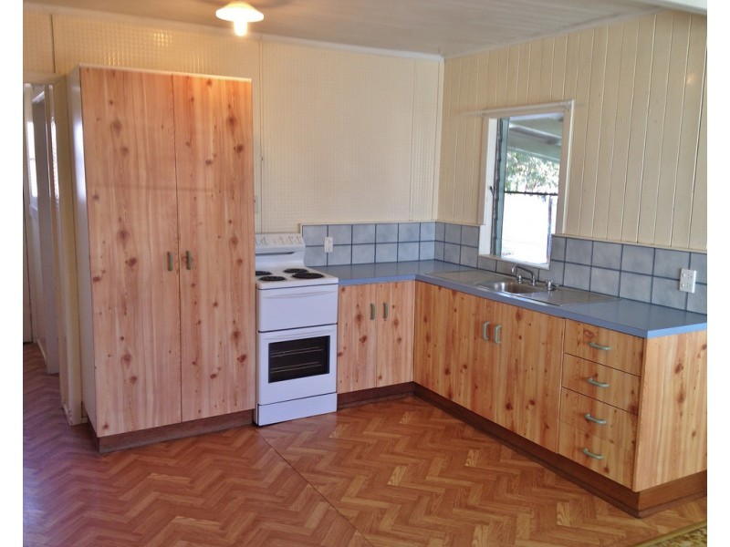 60a Curtis Street, Dalby QLD 4405