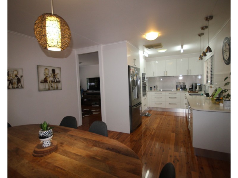 6 Falcon Street, Dalby QLD 4405