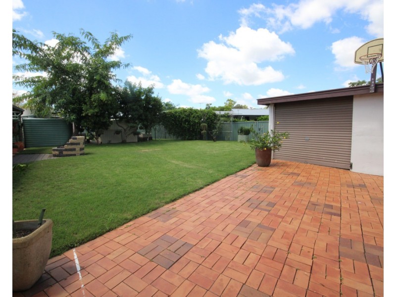 6 Falcon Street, Dalby QLD 4405