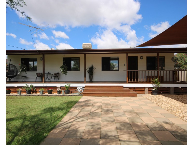 6 Falcon Street, Dalby QLD 4405