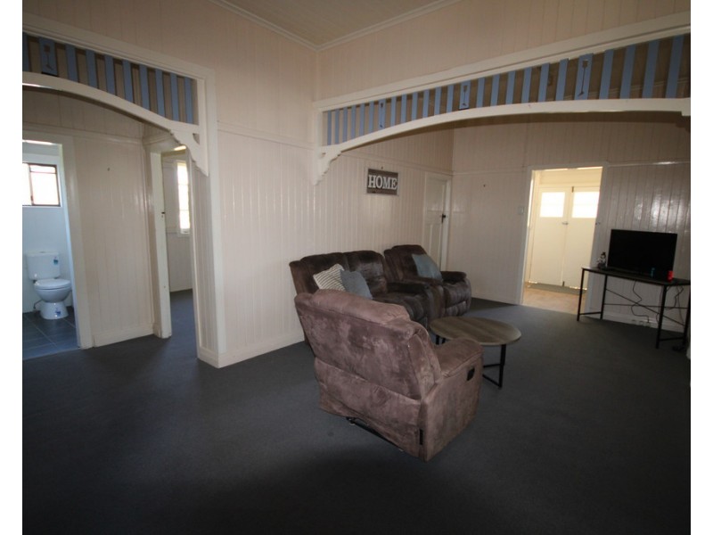 15 Garrow Street, Dalby QLD 4405