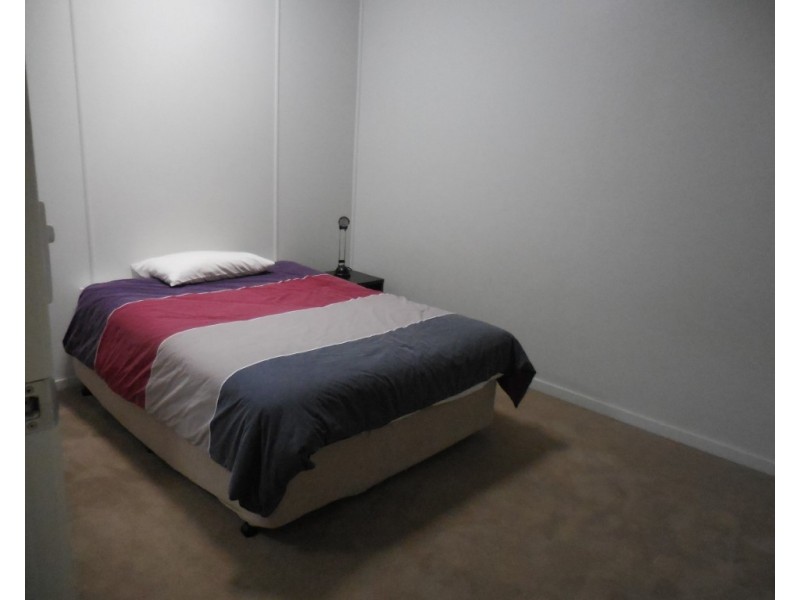 2/104 Cunningham Street, Dalby QLD 4405