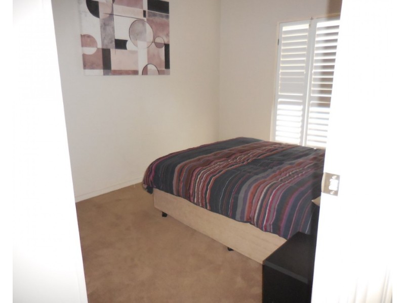 2/104 Cunningham Street, Dalby QLD 4405