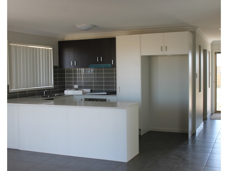 66 Gosden Drive, Dalby QLD 4405