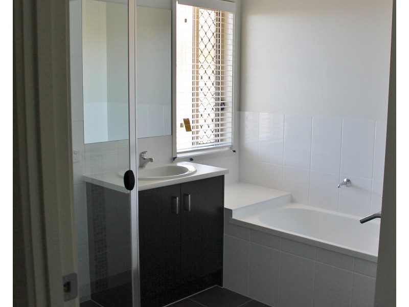 66 Gosden Drive, Dalby QLD 4405