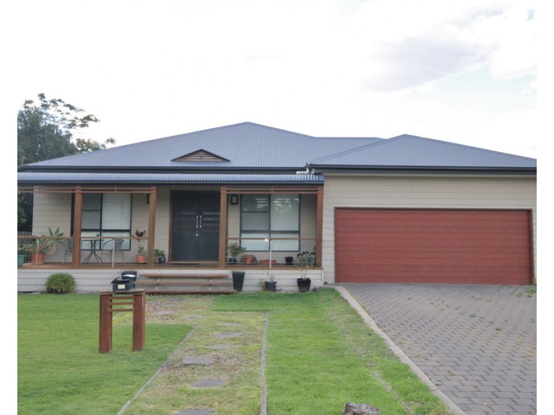 11 Jacaranda Court, Dalby QLD 4405