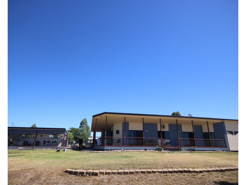 56 Hedge Road, Dalby QLD 4405
