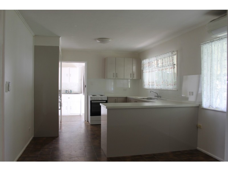 103 Moreton Street, Dalby QLD 4405