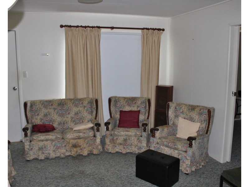 9 Dennis Street, Bell QLD 4408