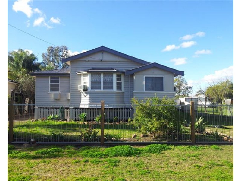 45 Wood Street, Dalby QLD 4405