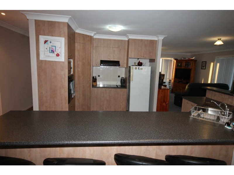 25 Leichhardt Ave, Dalby QLD 4405