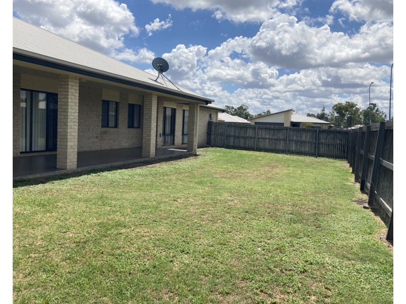 38 Glen Eagles Drive, Dalby QLD 4405