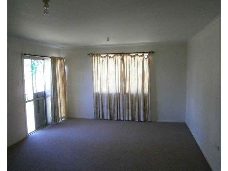 130 Bunya Street, Dalby QLD 4405