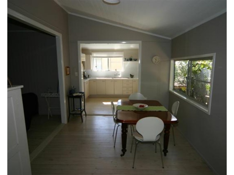 7 Wooburn Street, Dalby QLD 4405
