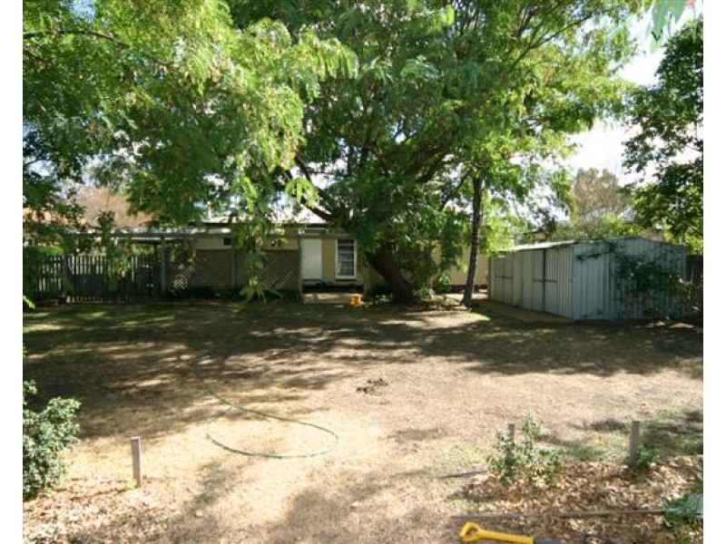 7 Wooburn Street, Dalby QLD 4405