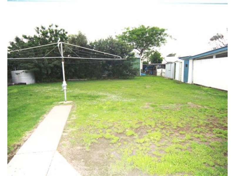 11 Nicholson Street, Dalby QLD 4405