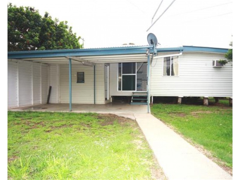 11 Nicholson Street, Dalby QLD 4405