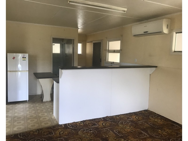 2/108 Edward Street, Dalby QLD 4405