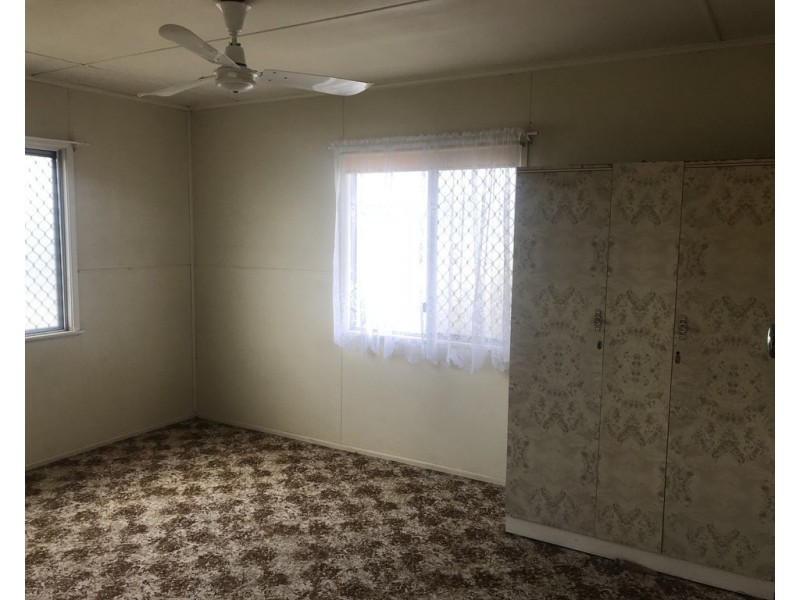 2/108 Edward Street, Dalby QLD 4405