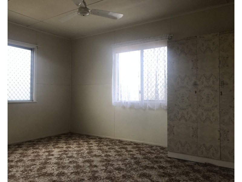 2/108 Edward Street, Dalby QLD 4405